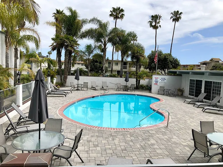 Heated pool