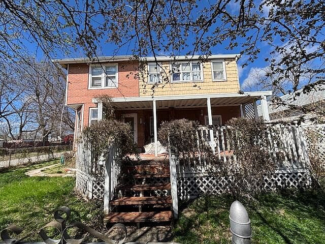 1st image of 1129 W Scott Street