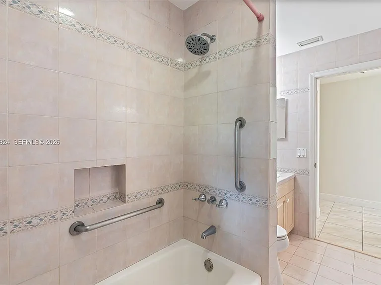 16035 SW 173rd Ave — Photo 21
