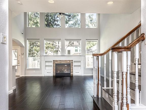 5th image of 22318 Caroline Cove Ln