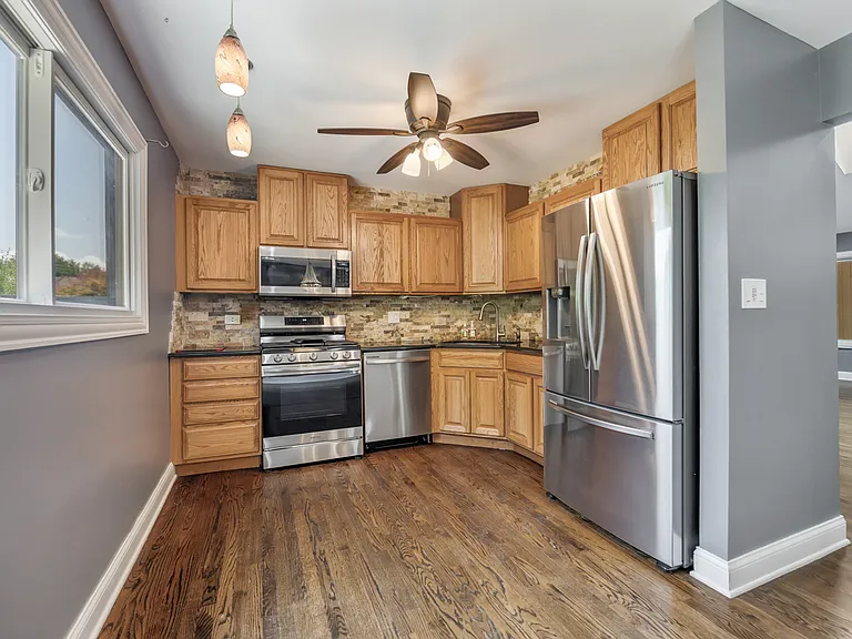 713 Acadia Ct — Photo 13