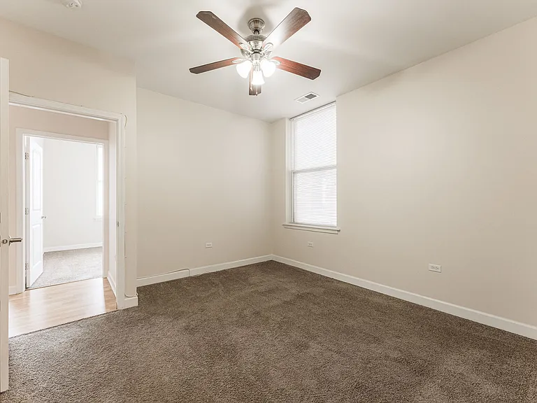 1124 Lake St #4 — Photo 9