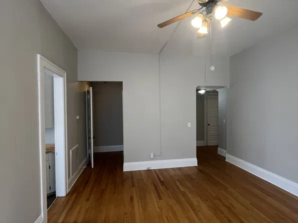 912 Oak St APT 2, Chattanooga, TN 37403