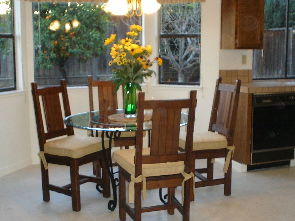 Gorgeous Informal Dining With Views