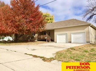 217 W Main St, Cedar Bluffs, NE 68015