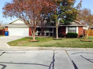 1940 Queen Victoria Dr, New Braunfels, TX 78130