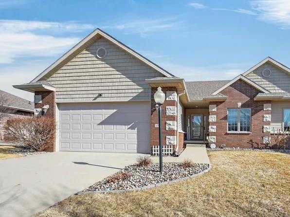 5595 NW 3rd Ct, Des Moines, IA 50313