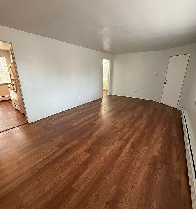 1740 W Mosier Pl #14
