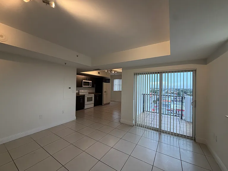 6357 SW 8th St #714 — Photo 32