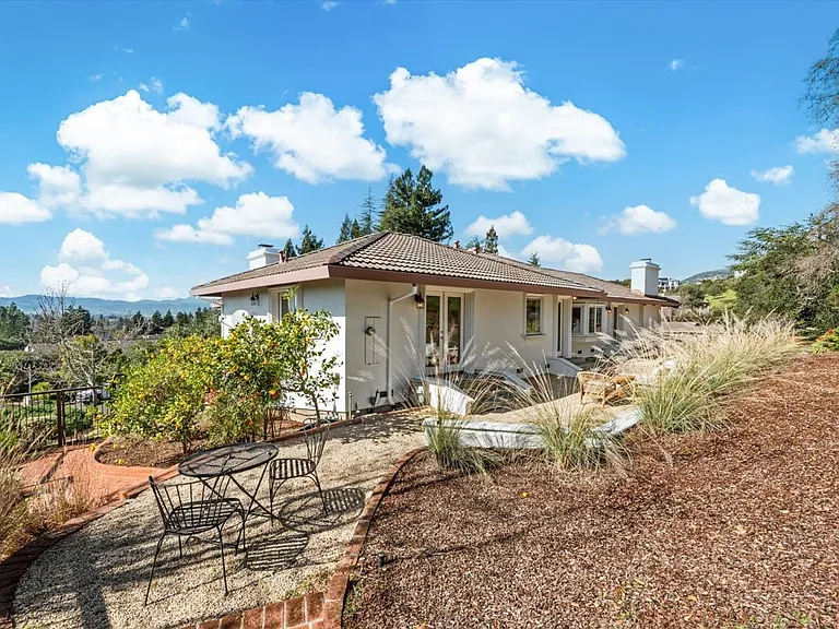 14 Maui Way — Photo 72
