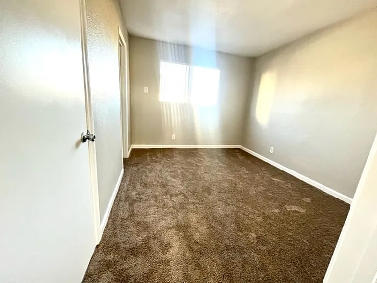 Estrella Gardens — Photo 20