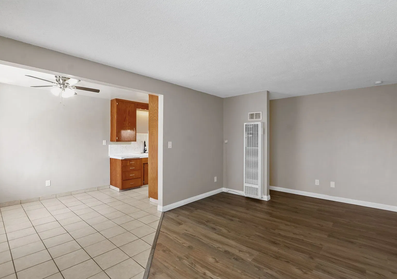 7469 Magnolia Ave. — Photo 4
