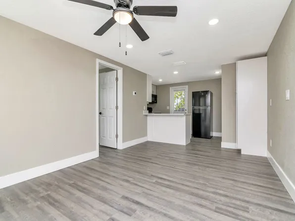 104 Karde Ln APT B, Brandon, FL 33510