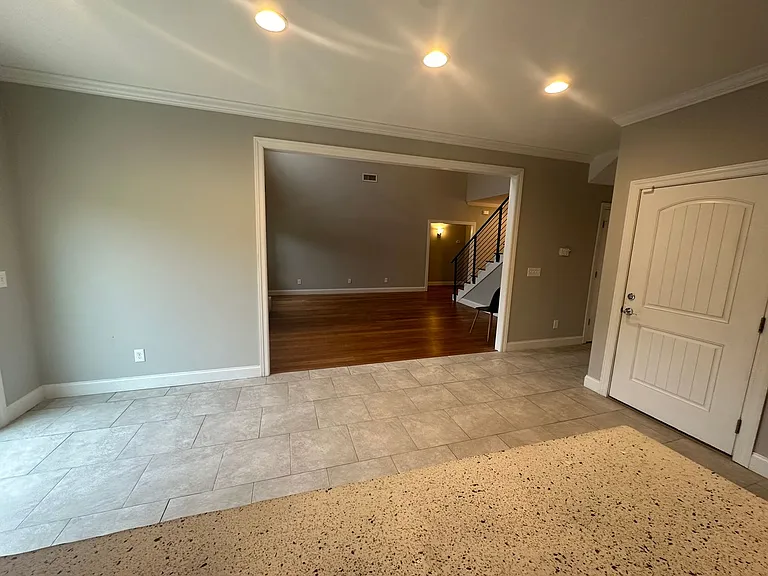 514 Sapphire Dr — Photo 11