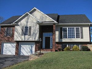 1st image of 223 Tinker Mountain Dr