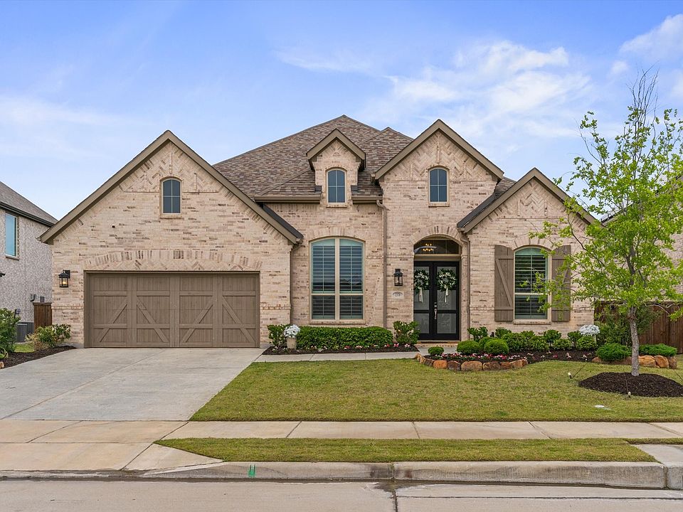 1st image of 2370 Rainforest Dr