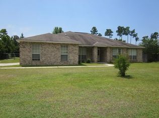 5703 Michael Dr, Milton, FL 32583