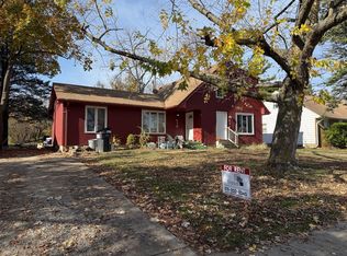 215 Beedle Dr, Ames, IA 50014