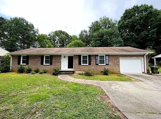 3609 Lynn Rd, Raleigh, NC 27613