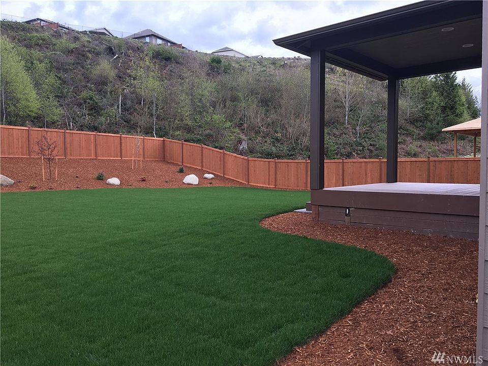 2nd image of 10008 174th Ave E