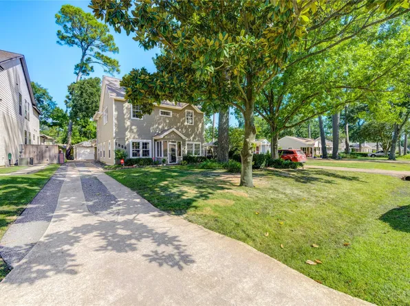 1550 Sue Barnett Dr, Houston, TX 77018