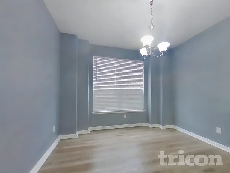 4916 Dougal Ave — Photo 3