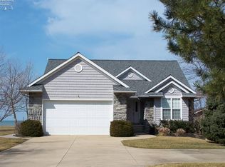 2271 E Sand Rd, Pt Clinton, OH 43452