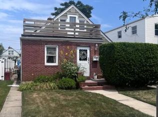 225 E Market St, Long Beach, NY 11561