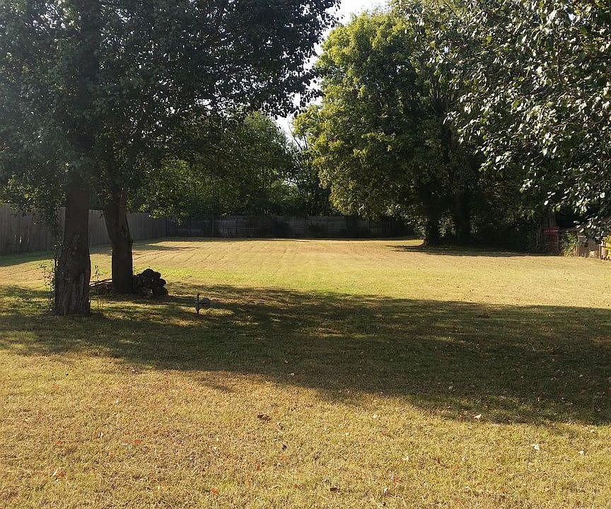 2nd image of 1719 County Hospital Rd
