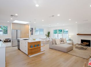 11410 Charnock Rd, Los Angeles, CA 90066