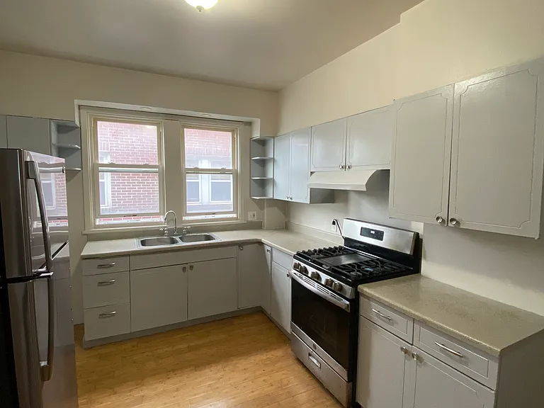354 New Scotland Ave — Photo 14