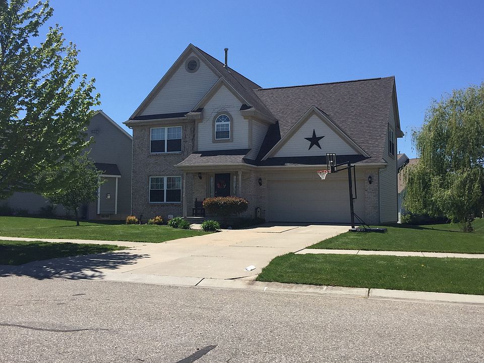 1st image of 2240 Wicklow South Dr