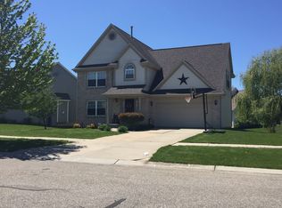 2240 Wicklow South Dr, Davison, MI 48423
