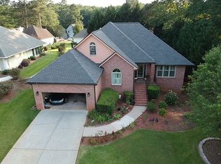 6961 Stone Breeze Dr, Stone Mountain, GA 30087