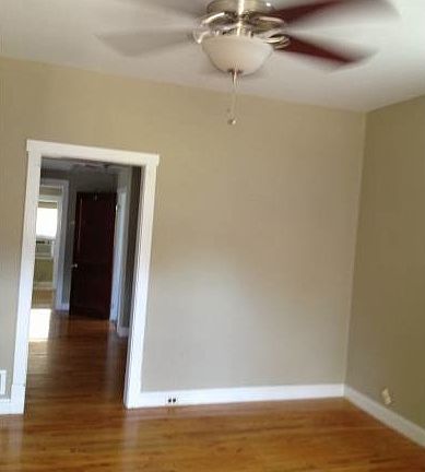 2nd image of 4667 Oldenburg Ave