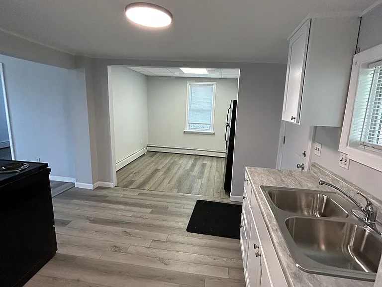 46 Patten St #2 — Photo 9