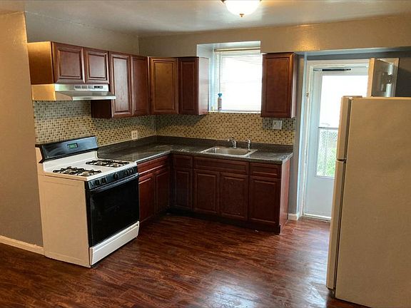 5th image of 2451 Wilson Ave #Gf