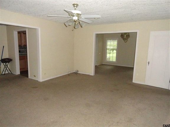 3rd image of 1310 W Wynona Ave