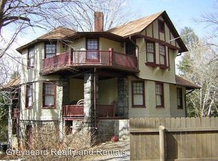 1 Terrace Rd, Asheville, NC 28801