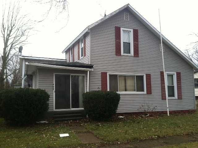1st image of 400 N 1st St