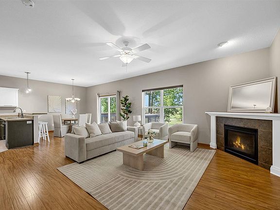 5th image of 95 Vandello Dr