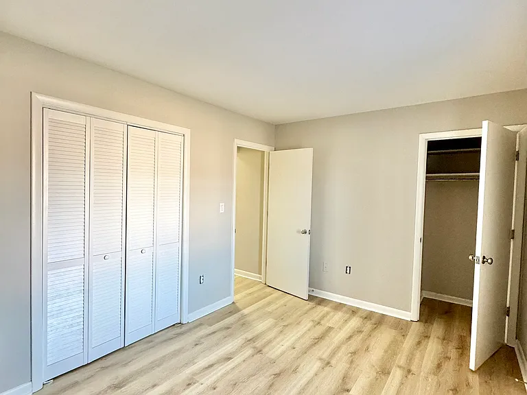 510 Holladay Dr #502 — Photo 5