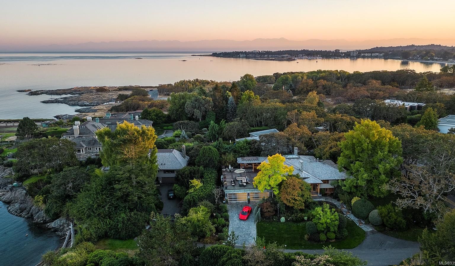 2999 Beach Dr, Victoria, BC V8R 6L1 MLS 939027 Zillow