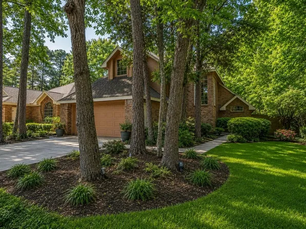22 Cedar Chase Pl, Spring, TX 77381