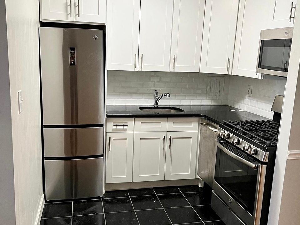 1st image of 1910 Parsons Blvd APT 3G