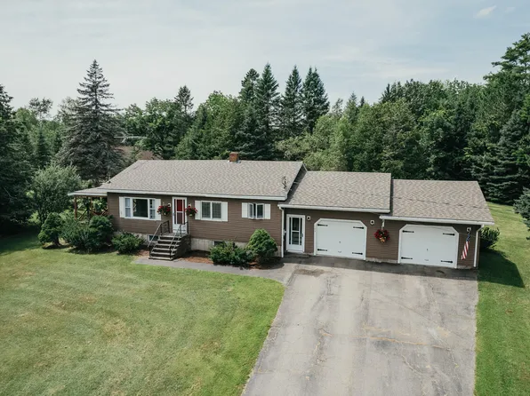 105 Newport Road, Corinna, ME 04928