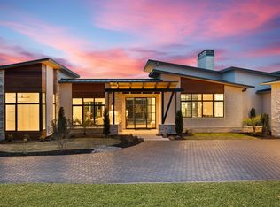 1047 Overlook Pkwy Parkway, Horseshoe Bay, TX 78657