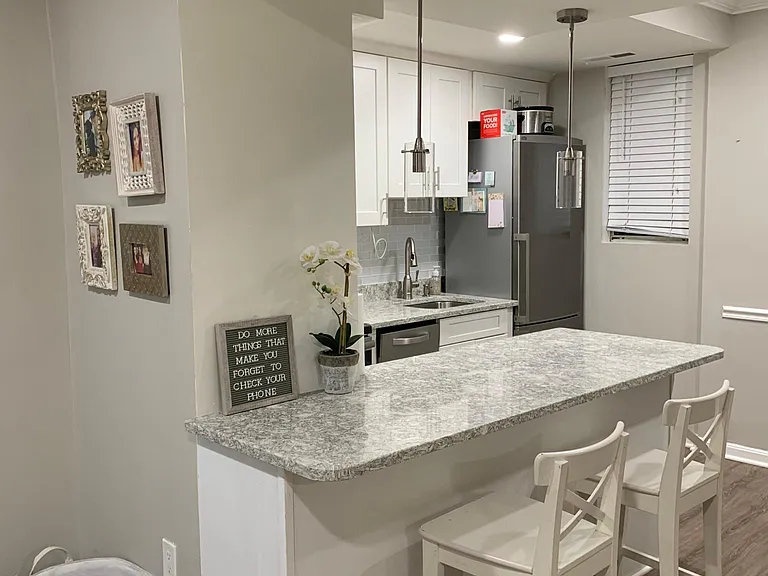1812 N Queens Ln #217 — Photo 22