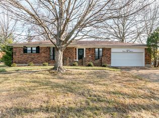 9218 Roger Lee Ln, Saint Louis, MO