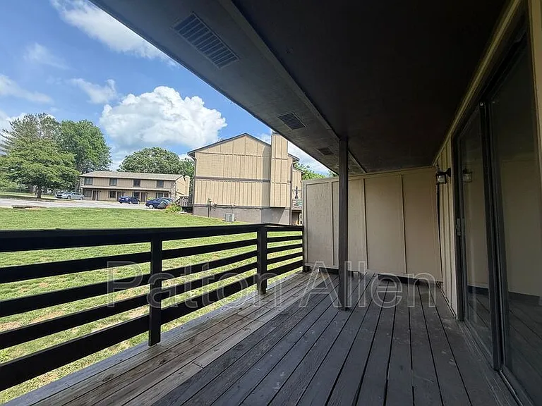28 Dawnwood Cir — Photo 15